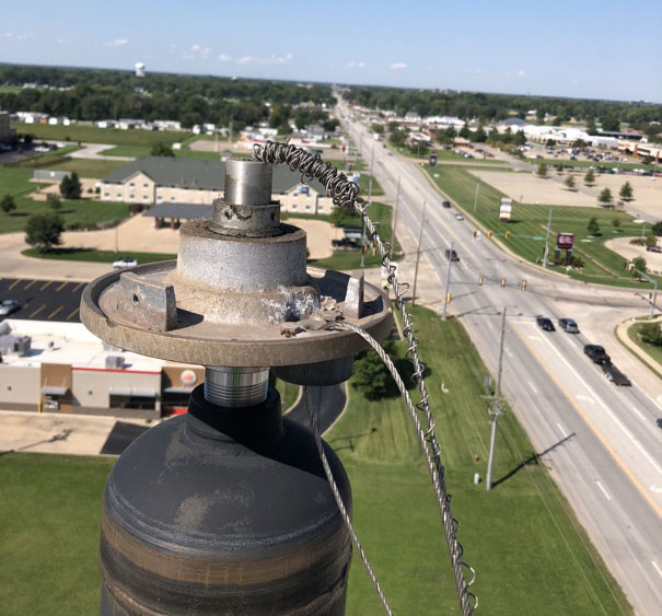 Gentry Motor Company - Repair and Repainting 120ft flagpole