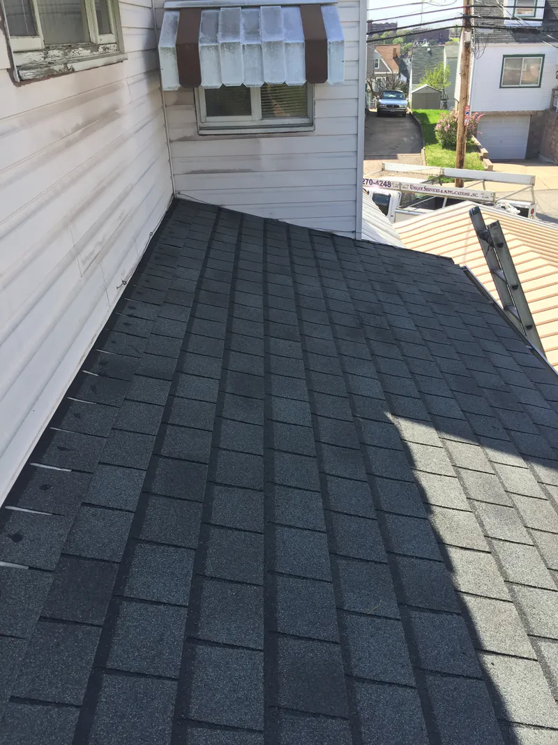 Shingle roof valley and sidewall detail